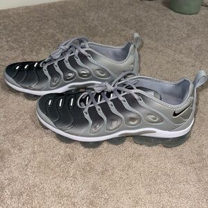 Nike vapor max plus